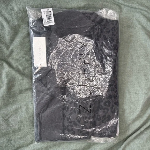 NWT Z Supply Leo Weekender in Black Size Small - Picture 4 of 5